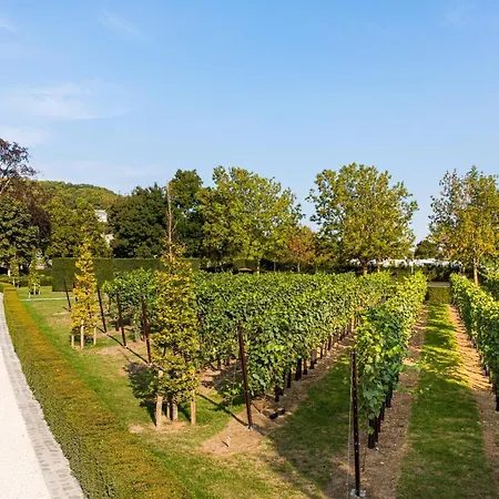 Отель Landgoed Kasteel De Hoogenweerth Маастрихт