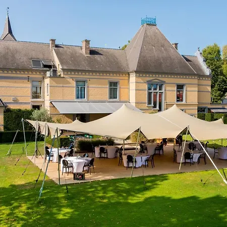 Landgoed Kasteel De Hoogenweerth 4* Маастрихт
